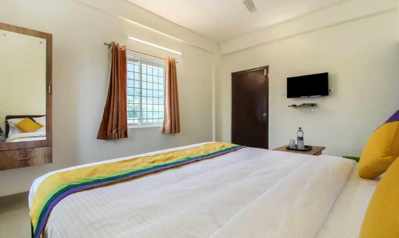 Itsy Hotels Riyas Grand Tirupati Buitenkant foto